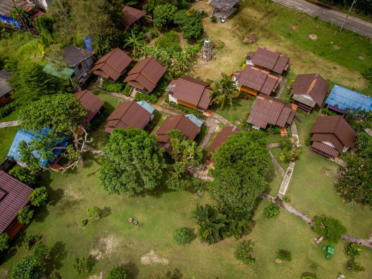 The Mermaid House Ko Kut Exterior photo